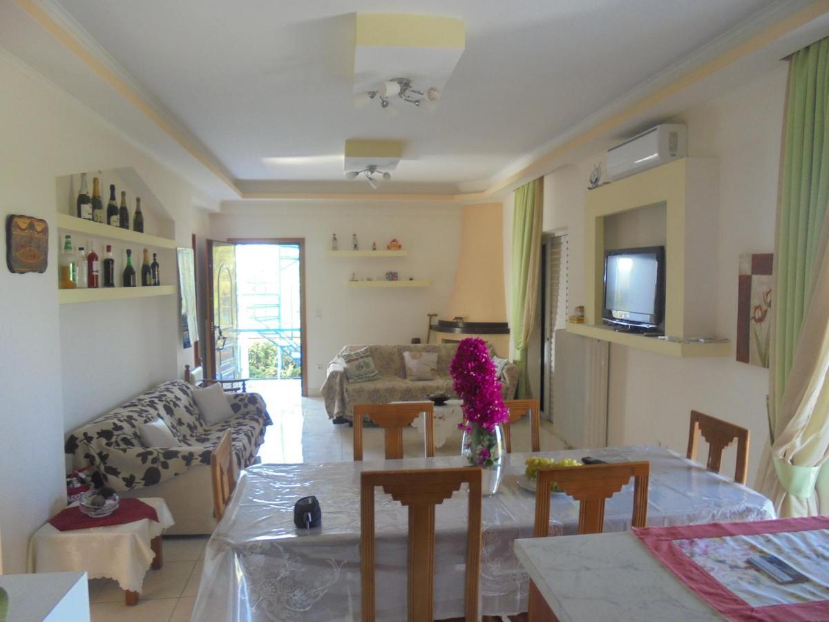 דירות Káto Ássos Kostas Family House מראה חיצוני תמונה