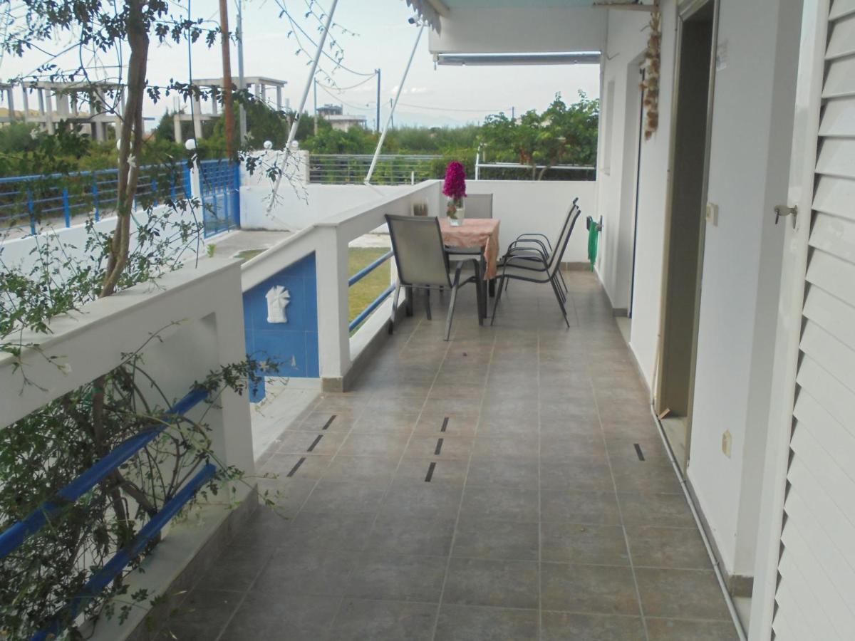 דירות Káto Ássos Kostas Family House מראה חיצוני תמונה