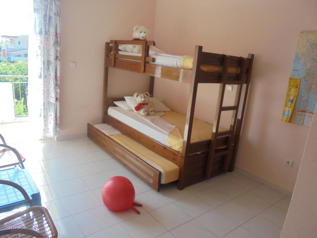 דירות Káto Ássos Kostas Family House מראה חיצוני תמונה