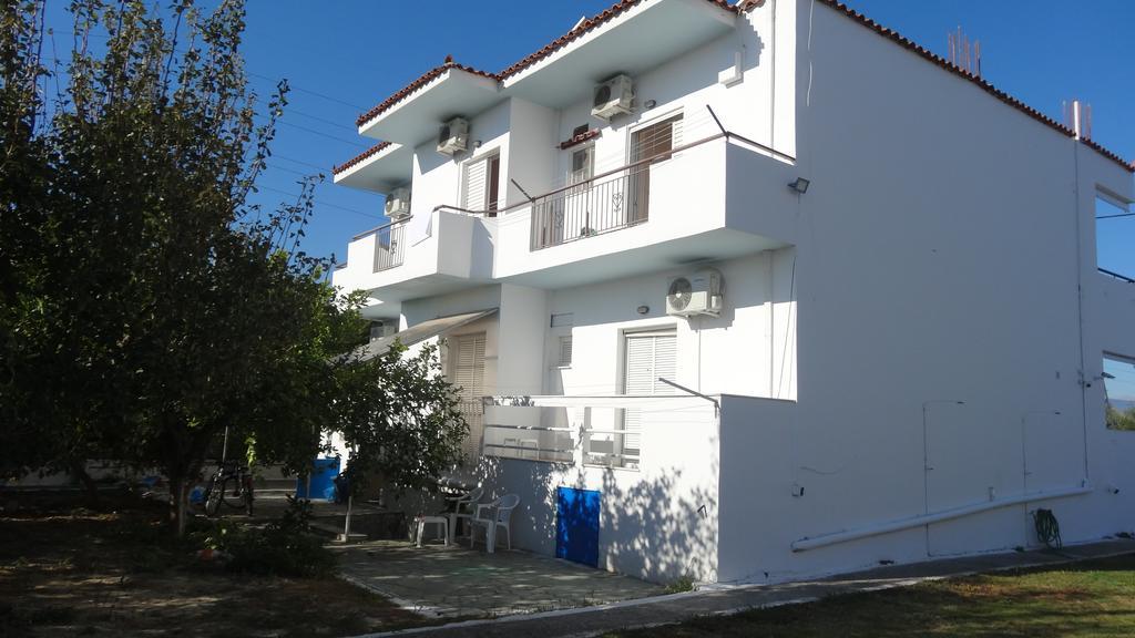 דירות Káto Ássos Kostas Family House מראה חיצוני תמונה